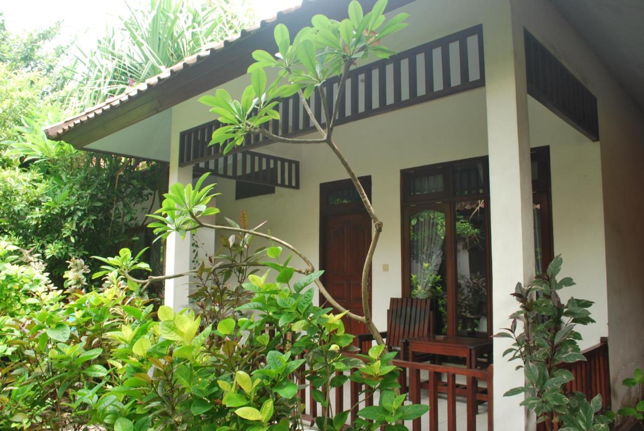 Gili Smile Bungalow Gili Trawangan Zewnętrze zdjęcie
