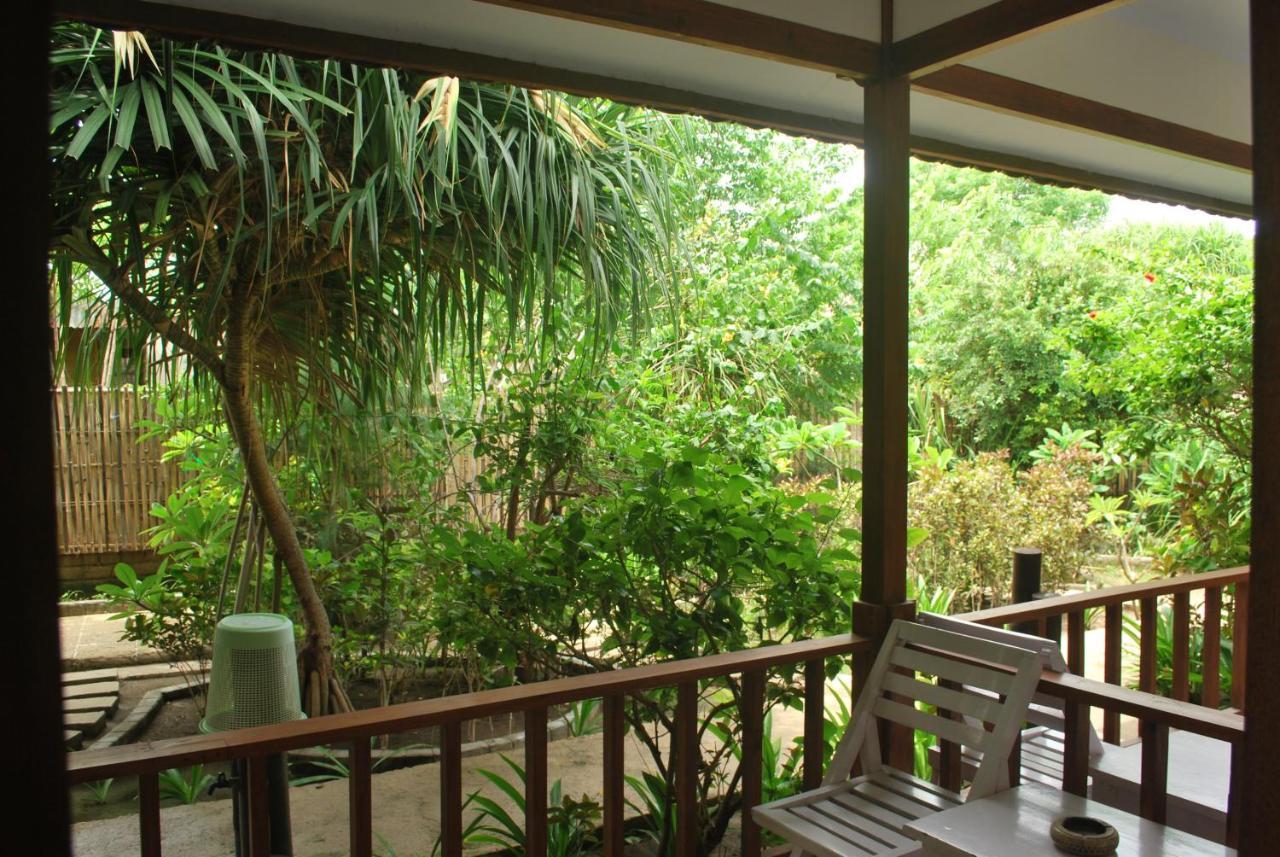Gili Smile Bungalow Gili Trawangan Zewnętrze zdjęcie