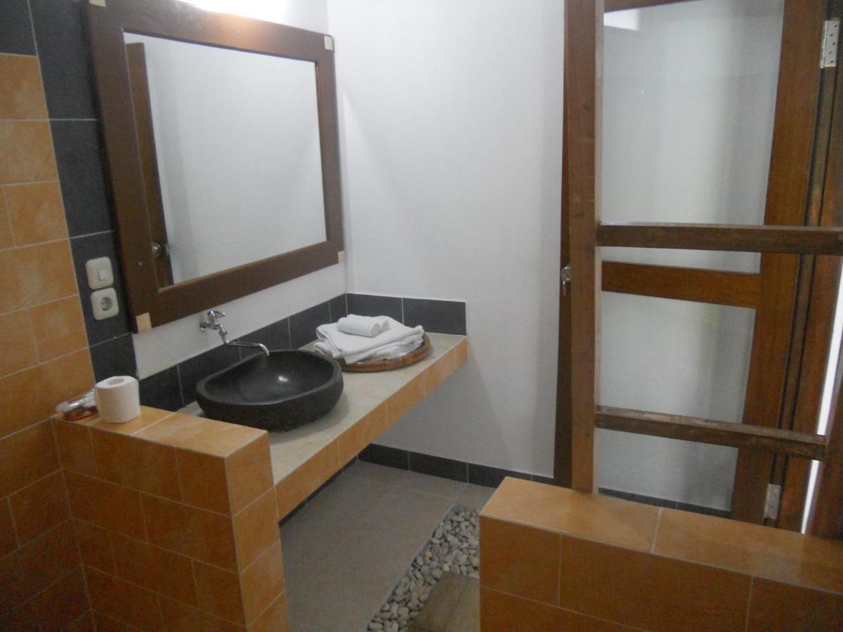 Gili Smile Bungalow Gili Trawangan Zewnętrze zdjęcie